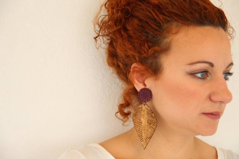 Feder Ohrringe-Kork Ohrringe-Einzigartige Accessoires-Boho Ohrringe-Lange Sommer Ohrringe-Boho Schmuck-Geschenk Für Her-Große Ohrring-Kork von queserabags