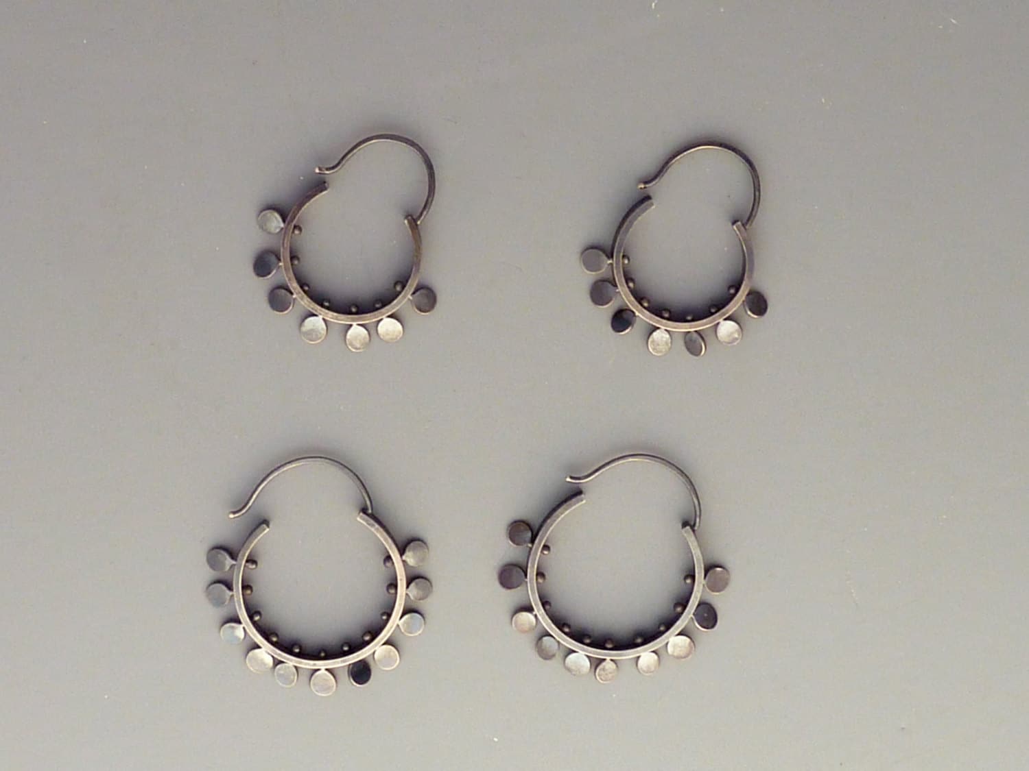 Fun Kinetic Hoop Sterling Silber Ohrringe, Rachel Wilder Handmade Schmuck von rachelwilder