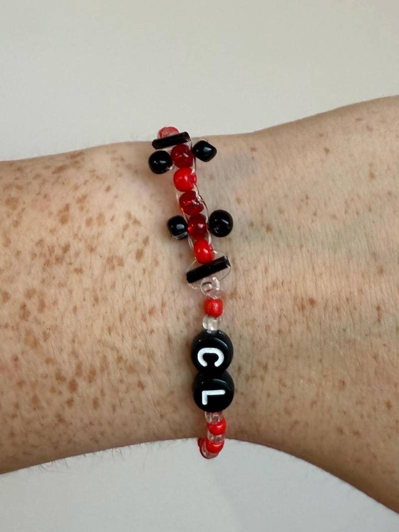 Perlenarmband Mit F1 Auto Perlenarmband Mit F1 Auto von racingpearls