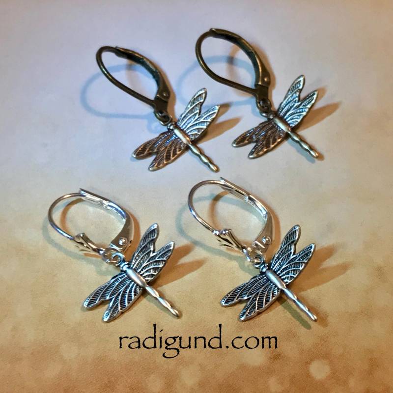 Libelle Ohrringe ~ Outlander Inspiriert Silber Bronze Libelle Ohrringe ~ Outlander Inspiriert Silber Bronze von radigund