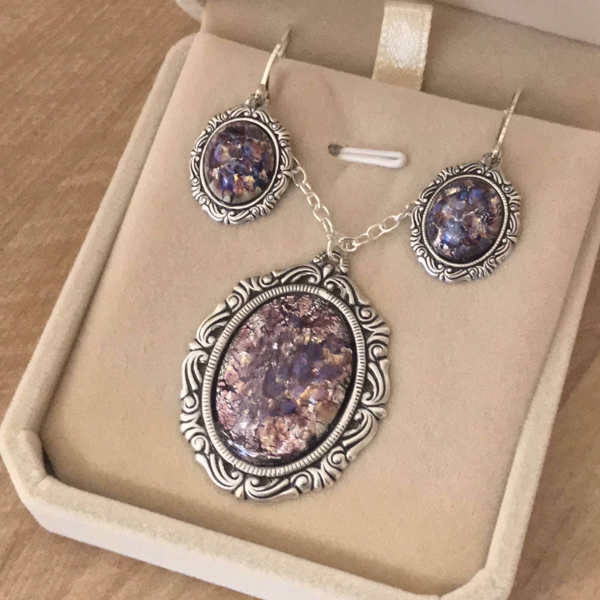 Verkauf Großes Opal Set-Silber Ohrringe-Opal Ohrringe-Antiker Anhänger-Glas Ohrringe Verkauf Großes Opal Set-Silber Ohrringe-Opal Ohrringe-Antiker Anhänger-Glas Ohrringe von radigund