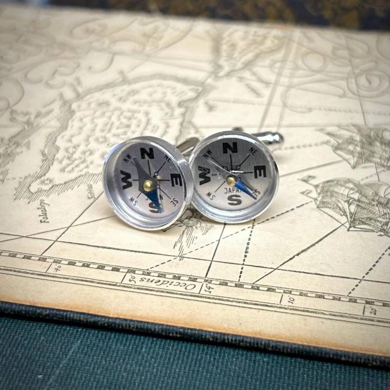 Kompass Manschettenknöpfe, Versilbert Reise Geschenk von ragtrader