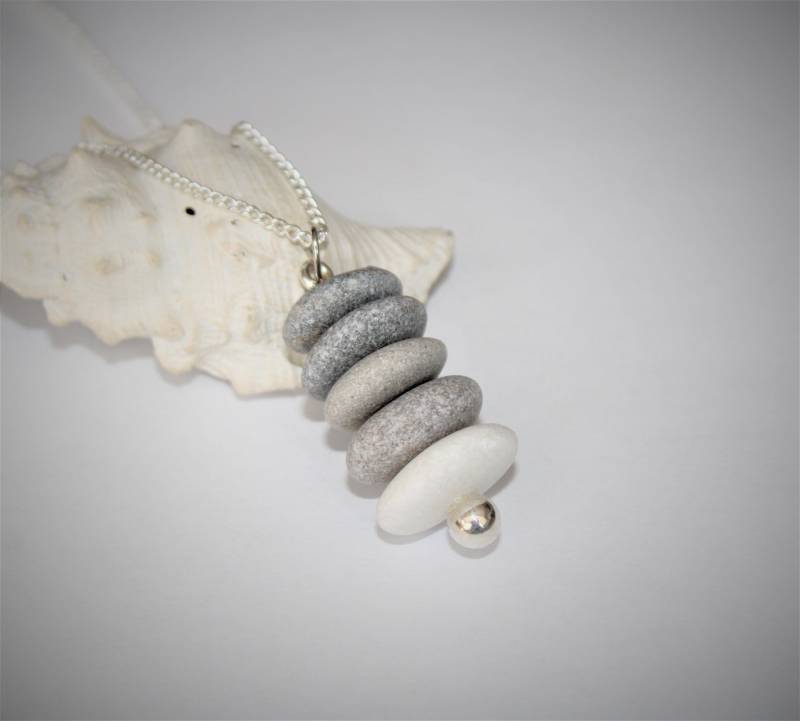 Kettenanhänger, Halsschmuck, Collier, Stein Perlen, Scheibenperlen, Silberkette von raikabeads