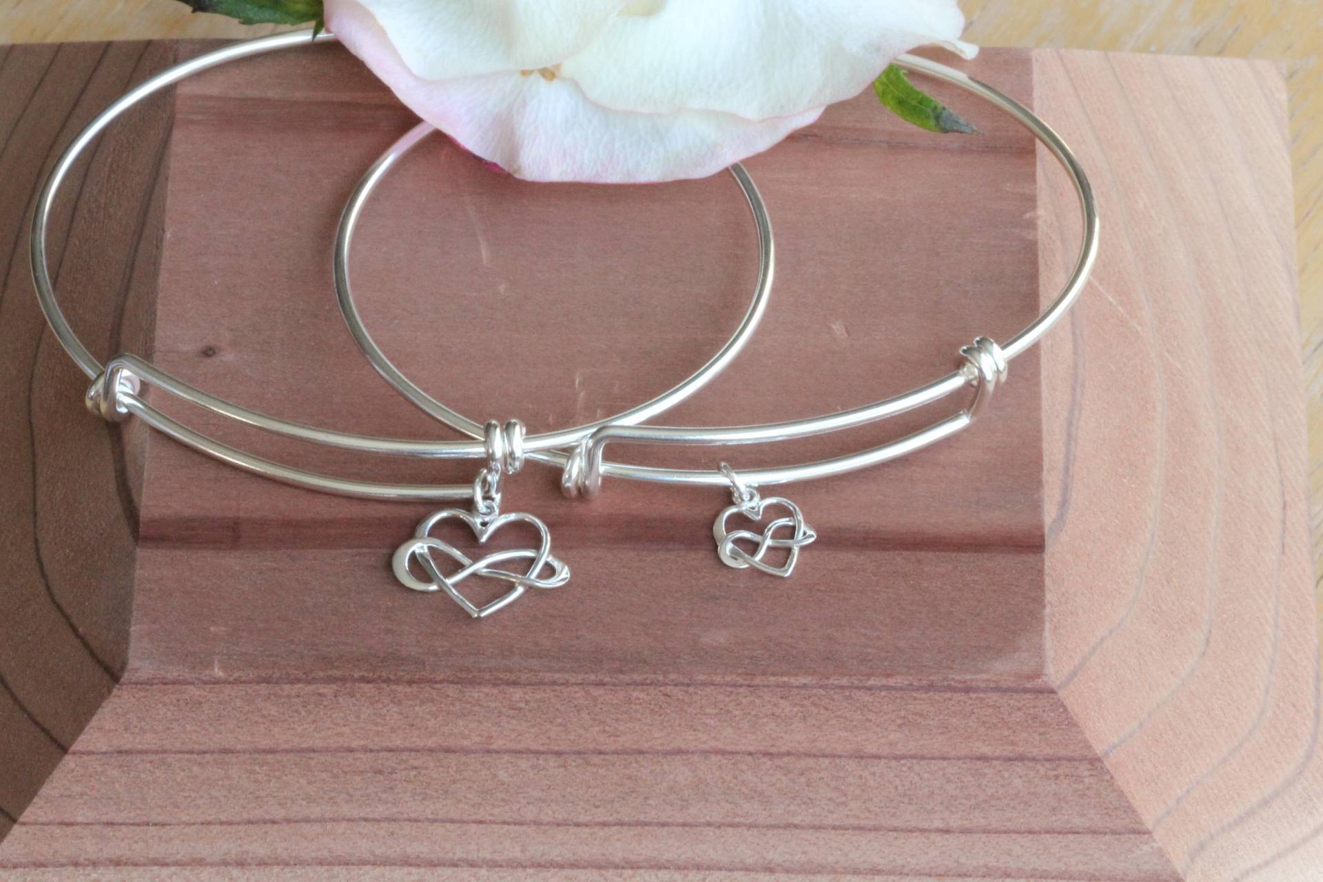 Mutter Tochter Sterling Silber Armband Set Herz Infinity Charm Mutter Tochter Sterling Silber Armband Set Herz Infinity Charm von rainbowearring1