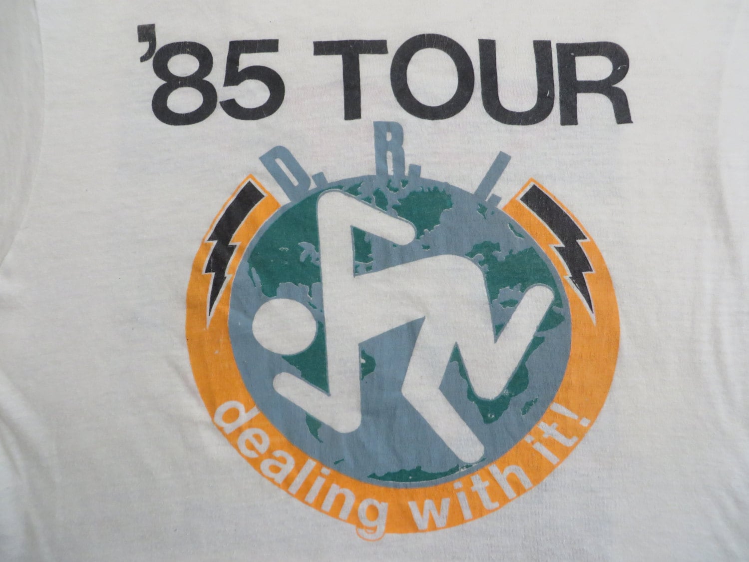 D.r.i 1985 Tour T Shirt Dri Schmutzige Faule Idioten D.r.i 1985 Tour T Shirt Dri Schmutzige Faule Idioten von rainbowgasoline