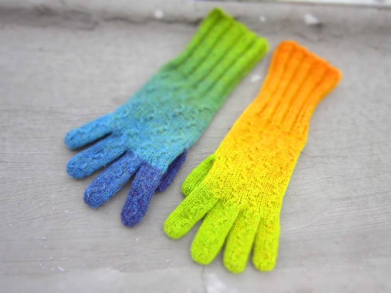 Rainbow Handknit Gloves From Kauni Eq Wool Designed By Dodofit On Etsy, Regenbogen - Handschuhe, Handgestrickt Aus Wolle Rainbow Handknit Gloves From Kauni Eq Wool Designed By Dodofit On Etsy, Regenbogen - Handschuhe, Handgestrickt Aus Wolle von rakavichka