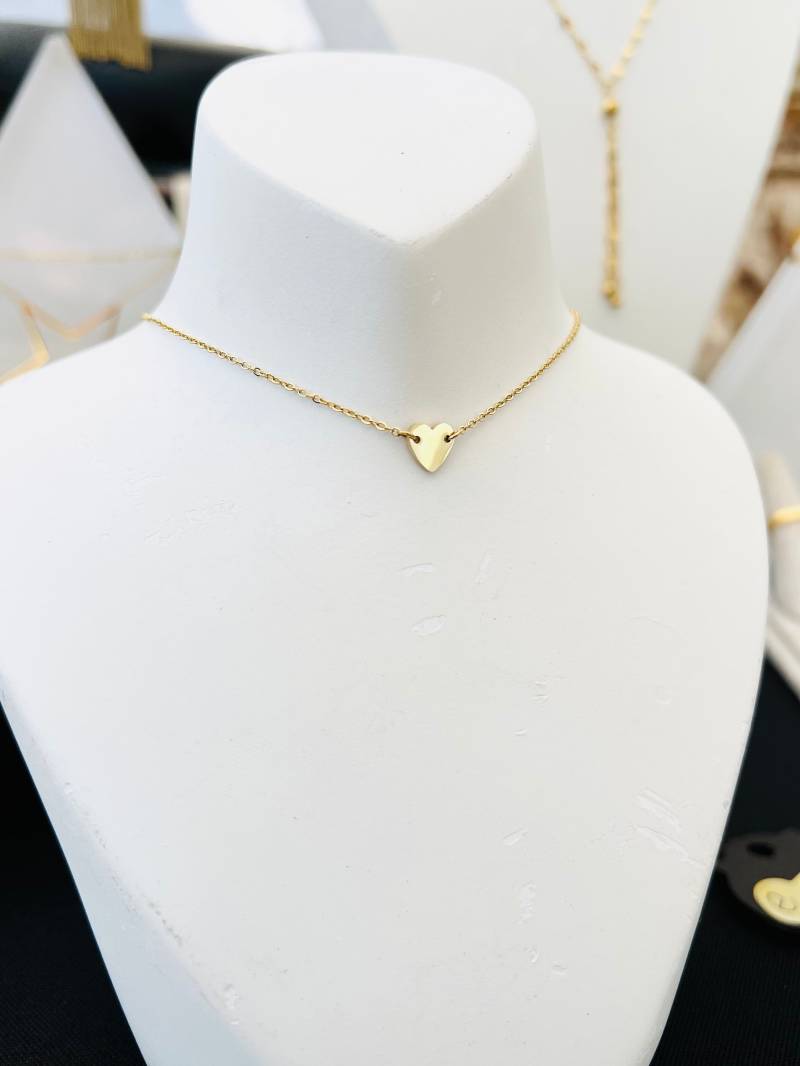 Wasserdichte Gold Herz Halskette/Itty Bitty Baby Schmuck // Mädchen Kleines Geschenk von ransomjewelry