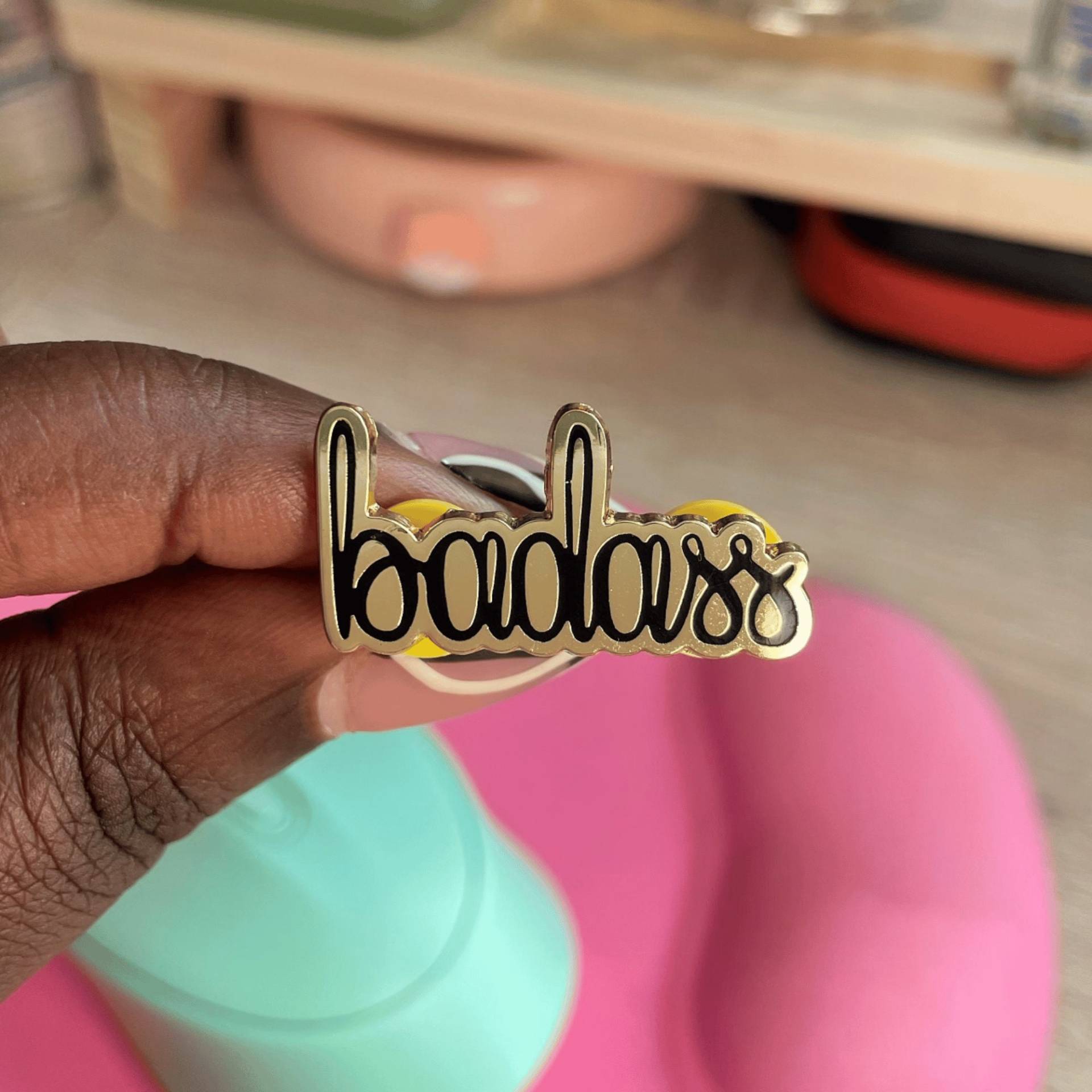 Badass Emaille Pin, You Are A Soft Enamel Anstecknadel Badass Emaille Pin, You Are A Soft Enamel Anstecknadel von ravenandunicorn