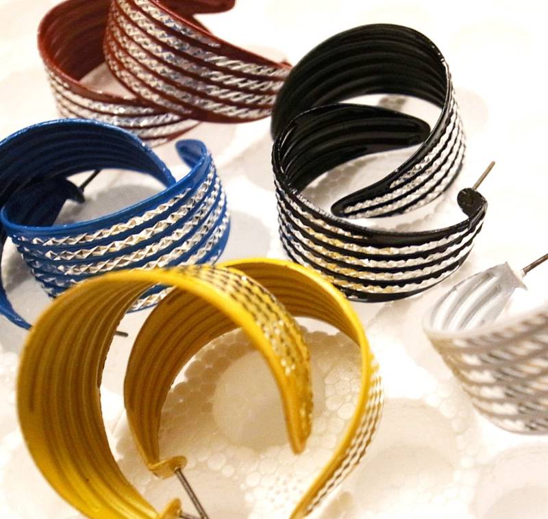 1 Paar Vintage 80Er Jahre Aluminium Creolen Mit Cutout Und Leichten 5 Farben Stahlstiften Durchmesser 3 cm von rawbrassshop