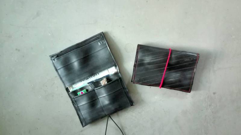 Tabakbeutel Aus Fahrradschlauch von reanimiert