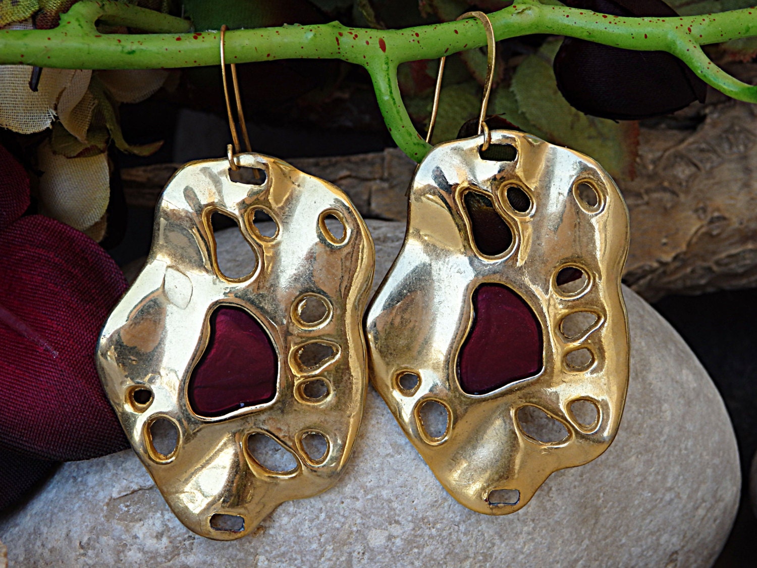 Cloisonne Emaille Ohrringe Abstrakte Moderne Kunst Vergoldet von rebekajewelry