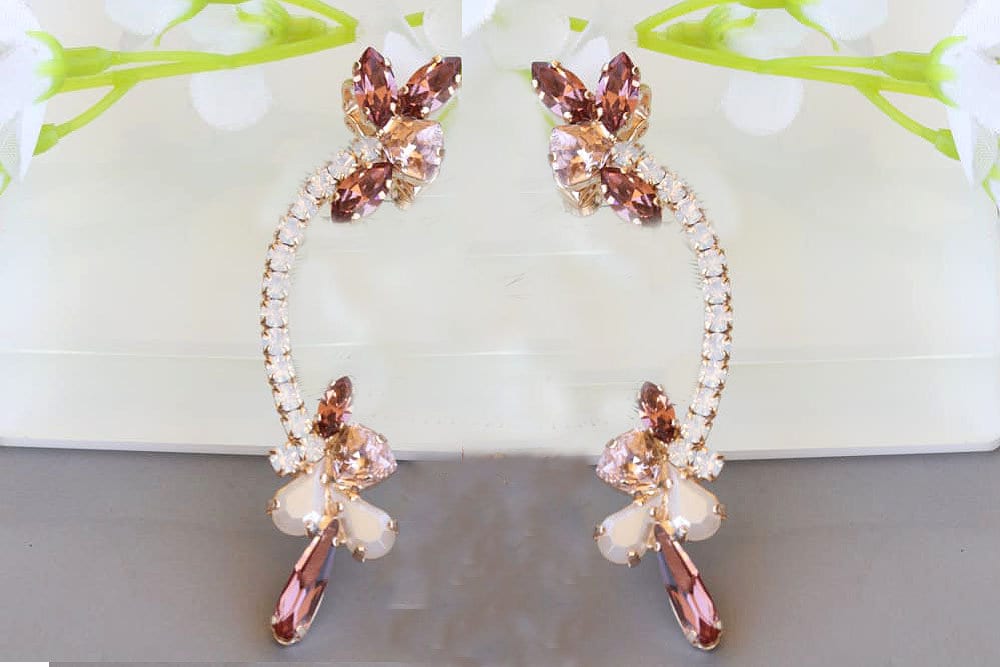 Bergklingen Ohrringe, Blush Ohrringe, Ohr Kletterer, Braut Kristall, Weißer Opal Rose Gold Ohrring von rebekajewelry