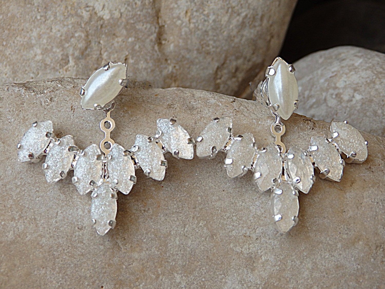 Braut Weiße Ohrjacke Ohrringe, Kristallweiße Jacke Perle Silber Ohrjacken, Ohrringe Für Brautgeschenk von rebekajewelry