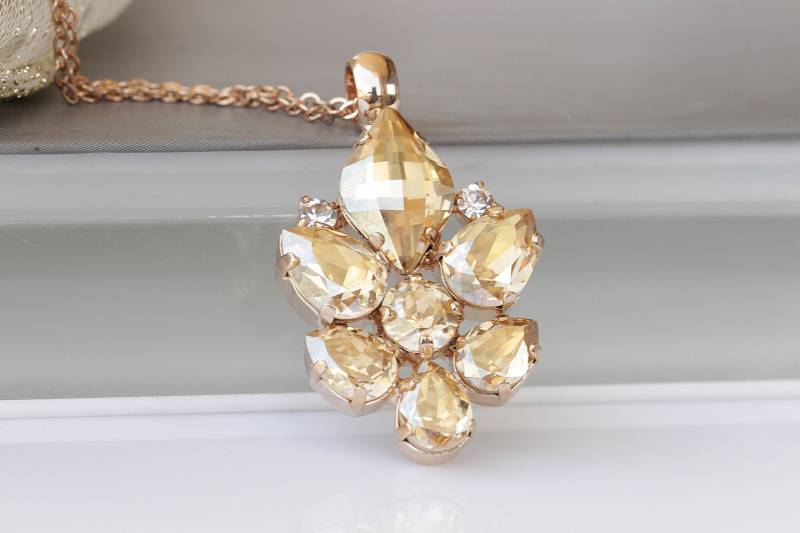 Champagne Crystal Cluster Anhänger Rose Gold Braut Halskette von rebekajewelry