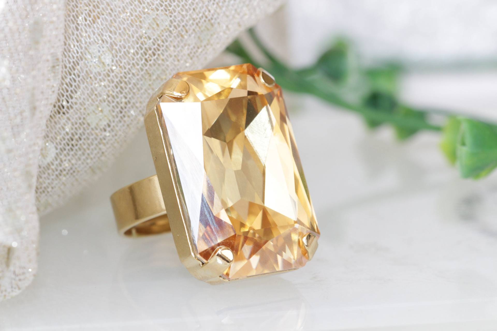 Champagne Gold Ring, Kristall Ring, Statement Brautjungfer Verstellbar Goldhochzeitsgeschenk, Cocktail Ring von rebekajewelry