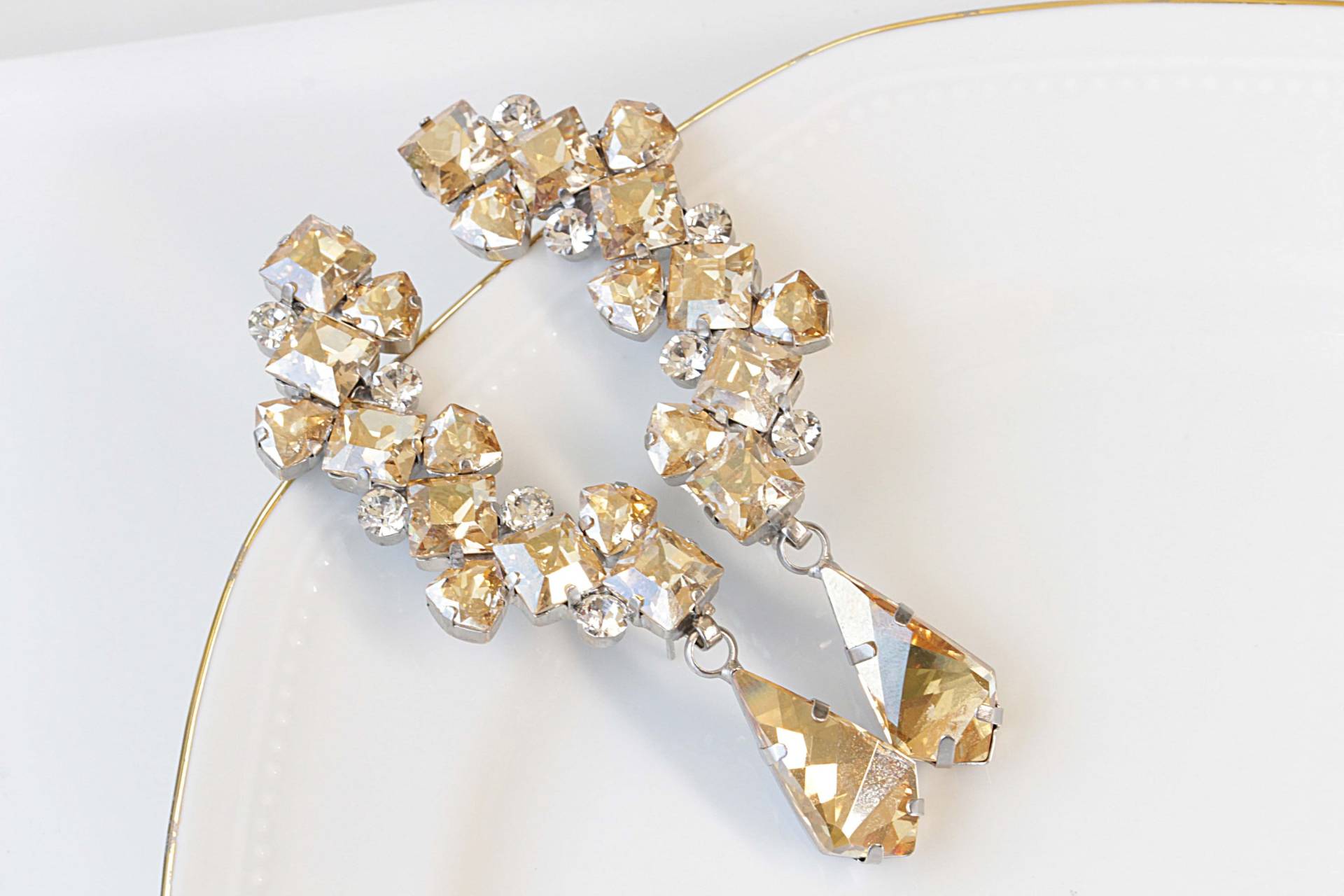 Gold-Ohrkletterer-Ohrring, Gold-Champagner-Ohrringe, Statement-Ohrhänger, Braut Langer Schwung, Lichtgold-Manschetten-Hochzeitsgeschenk von rebekajewelry