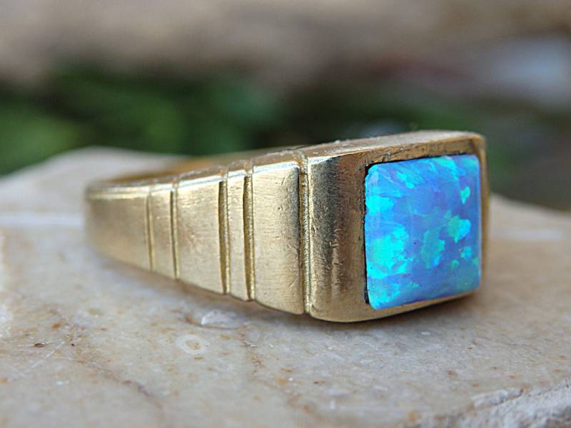 Gold Siegelring, Quadrat Opal Feueropal Ring, Siegelring Blau Opal, Goldfilled Edelstein Männer Frauen von rebekajewelry
