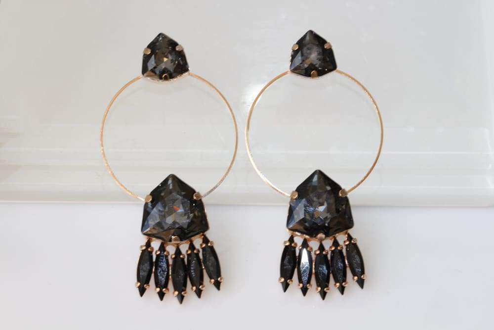 Schwarz Kristall Hoop Ohrringe Vergoldete Ohrhänger von rebekajewelry