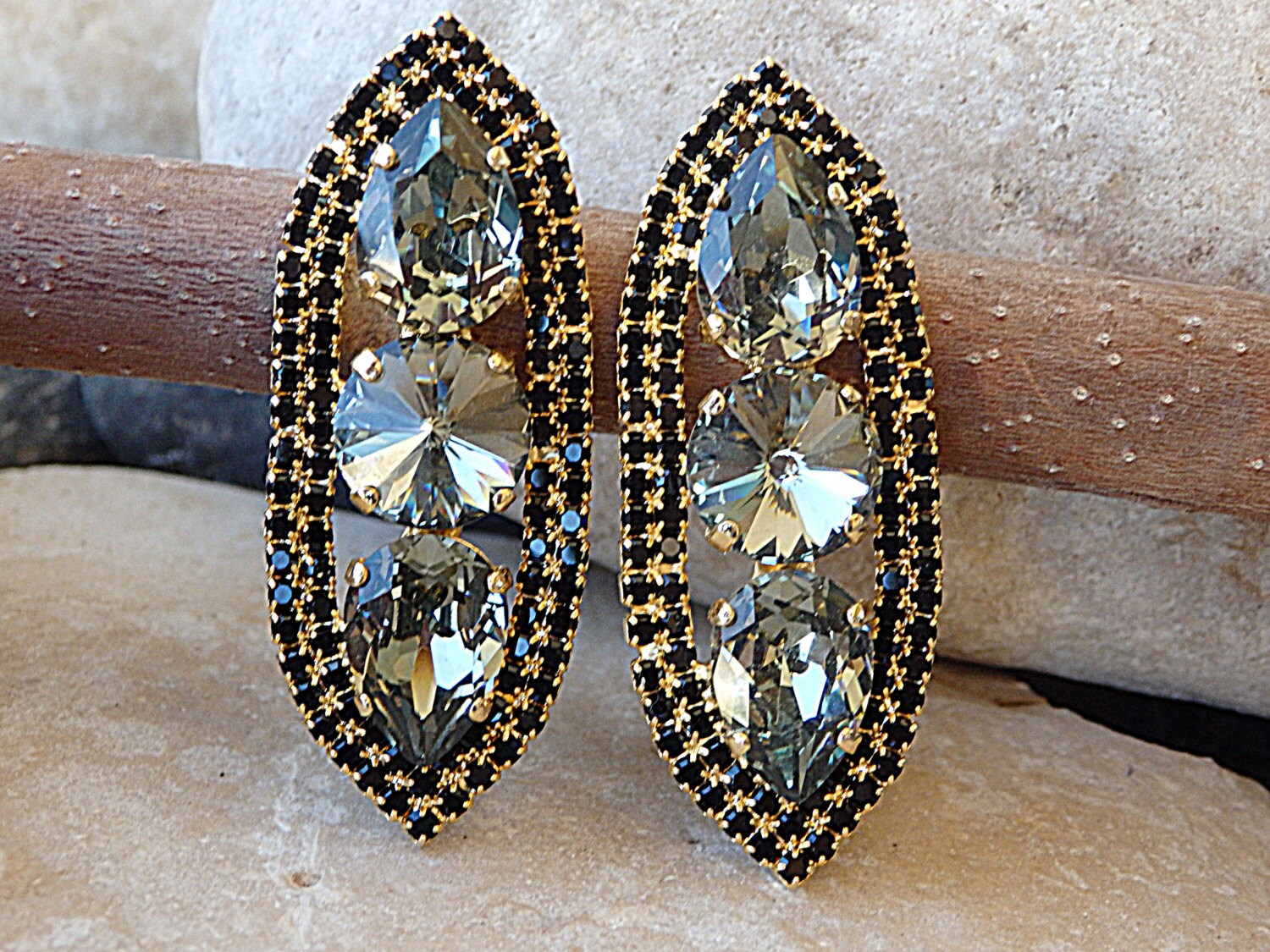 Rauchgrau Kristall Ohrstecker Große Statement Cocktail Ohrringe von rebekajewelry