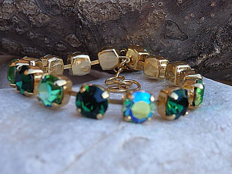 Grünes Strass Tennis Armband, Smaragd Kristall Brautschmuck von rebekajewelry