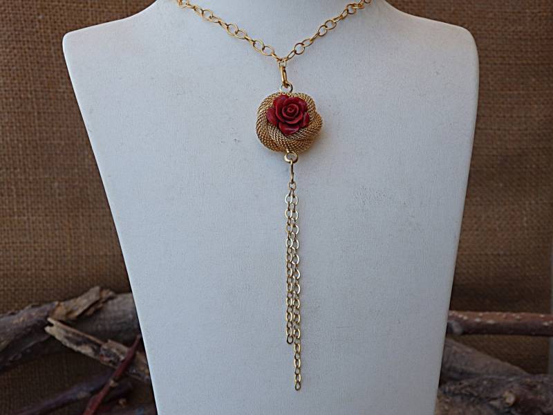 Koralle Blume Halskette, Goldkoralle Halskette. Sommerliche Kette. Quastenkette. Y-Kette. Krawatten-Halskette Rot, Brautjungfer Blühender Anhänger Koralle Blume Halskette, Goldkoralle Halskette. Sommerliche Kette. Quastenkette. Y-Kette. Krawatten-Halskette Rot, Brautjungfer Blühender Anhänger von rebekajewelry