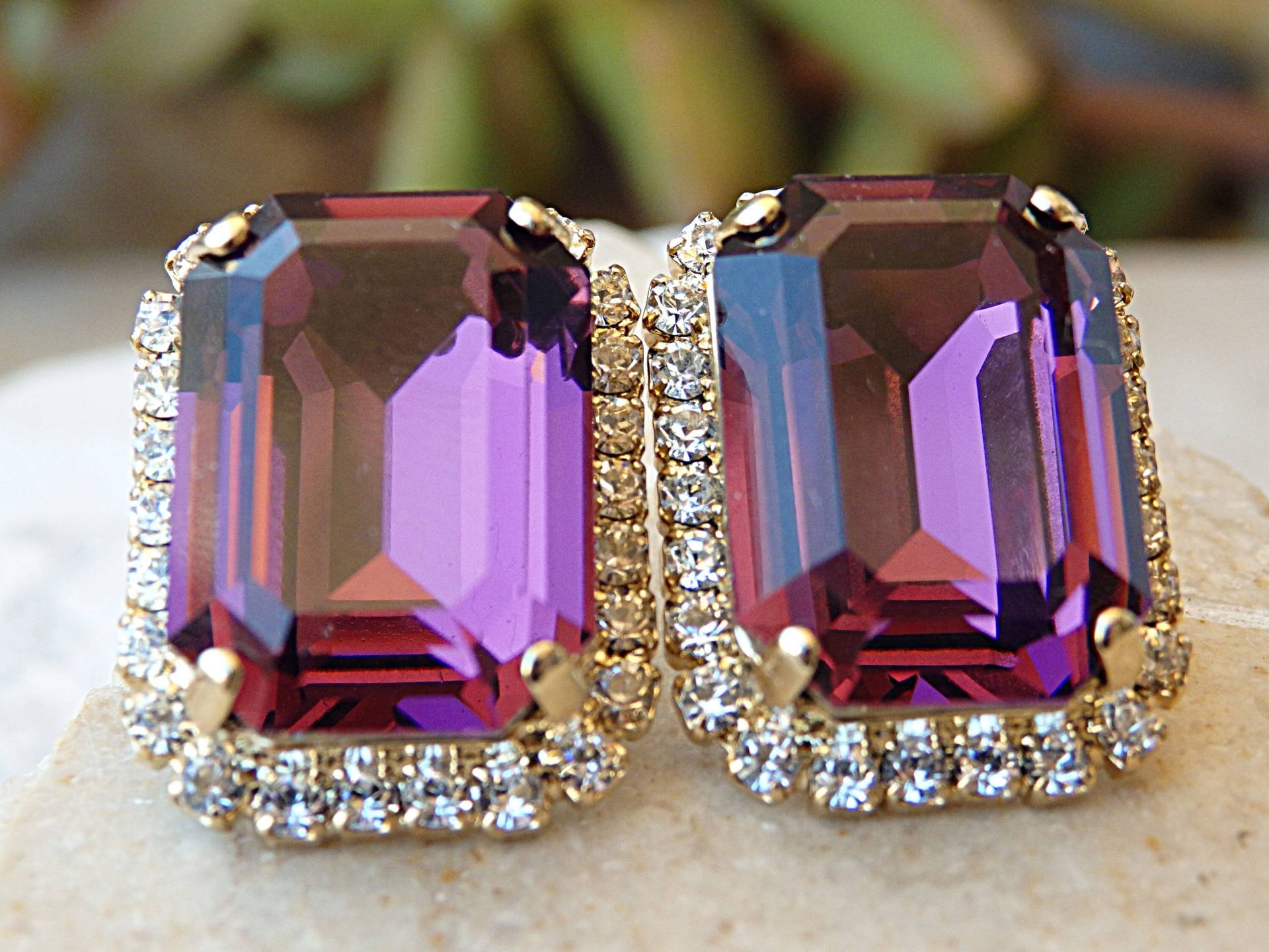 Kristall Lila Ohrstecker Brautjungfer Brautschmuck von rebekajewelry