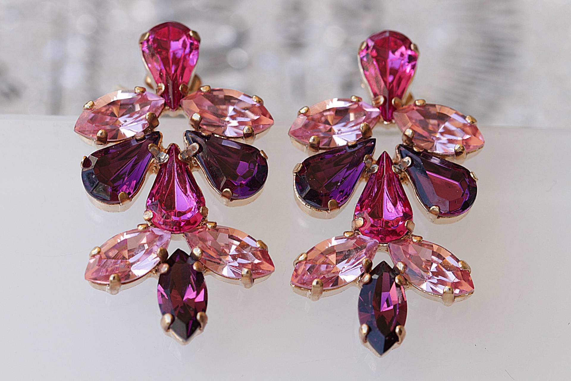 Kristallblatt Ohrringe Lila, Rosa, Fuchsia Hochzeitsschmuck Kristallblatt Ohrringe Lila, Rosa, Fuchsia Hochzeitsschmuck von rebekajewelry