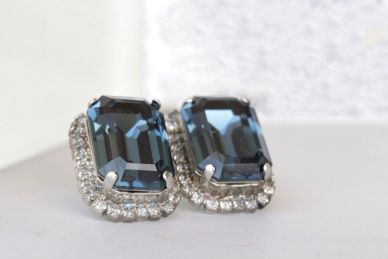 Navy Kristall Ohrstecker Dunkelblaue Ohrringe Zur Hochzeit von rebekajewelry