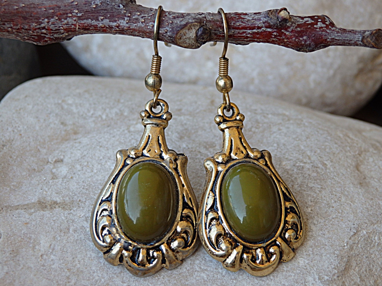 Ohrringe Im Vintage Stil. Ornament Filigrane Aus Messing. Grüne Ohrringe. Antik Achat Stein Brautjungfer Schmuck von rebekajewelry