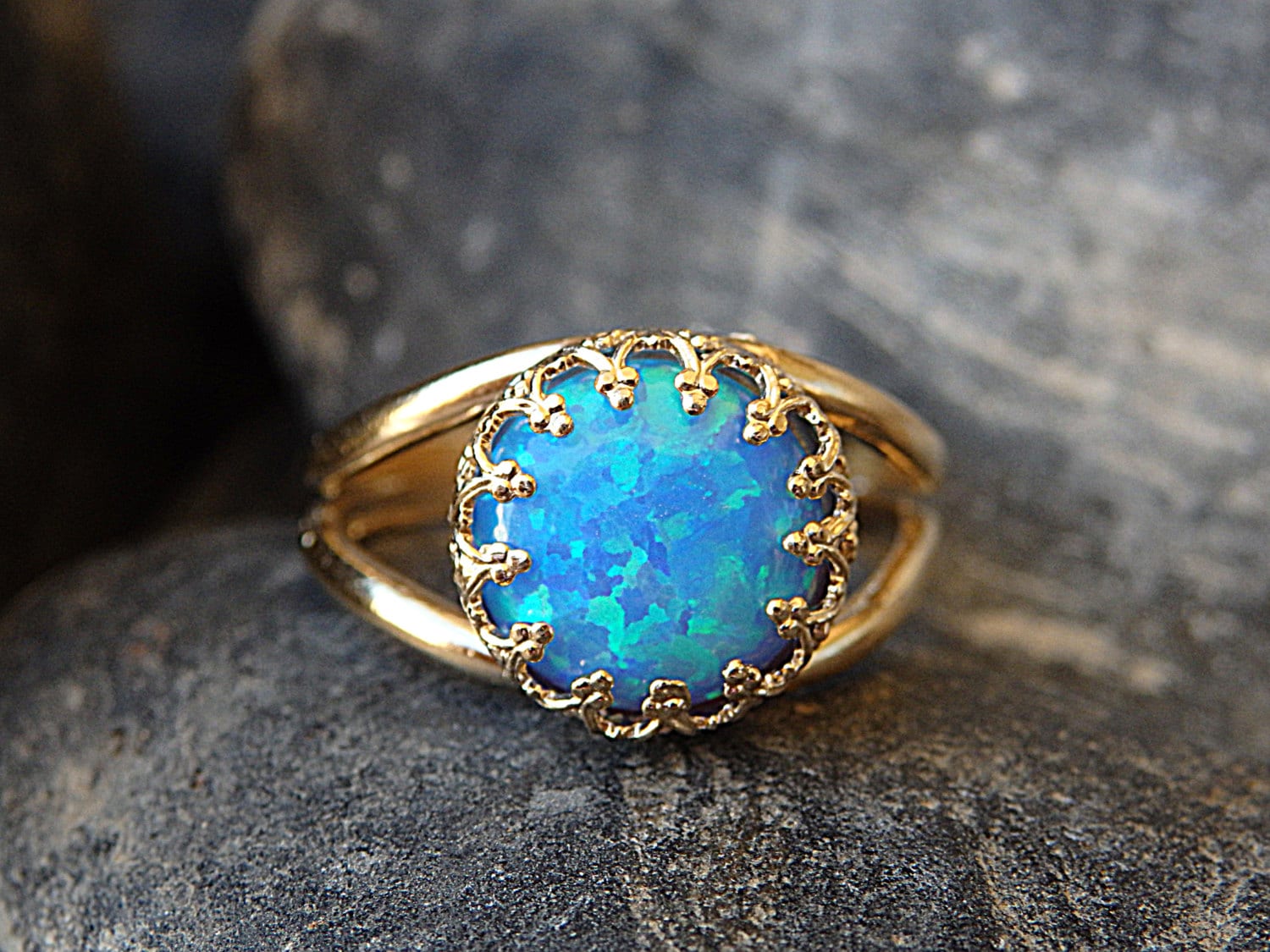 Opal Goldring, Edelsteinring, Blauer Opalring, Oktober Geburtsstein, Blau Gold Gefüllt Ring, Ozean Schmuck, Türkis Femininer Ring von rebekajewelry