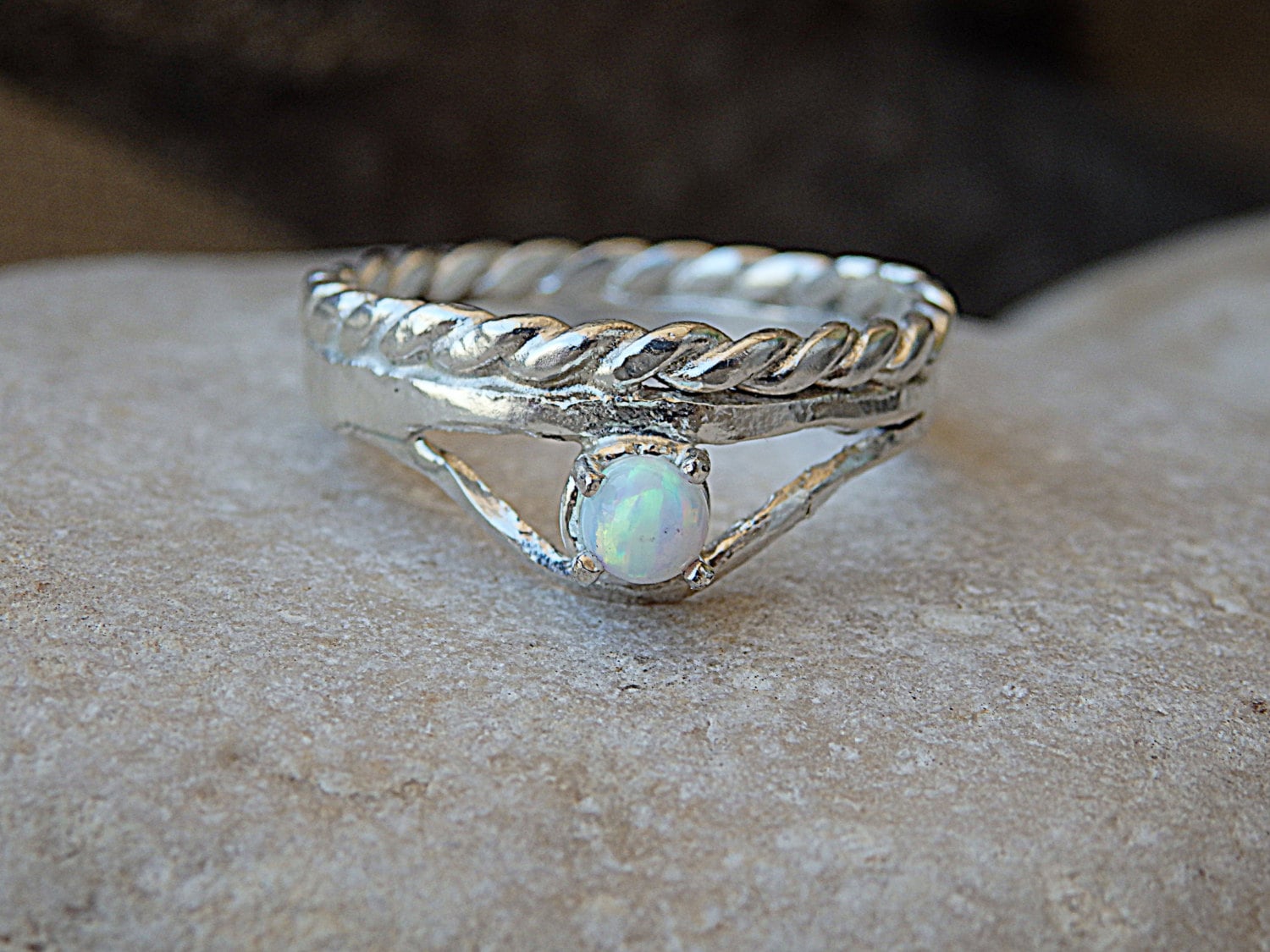 sterling Silber Opal Ring, Edelstein Seil Band, Doppelring von rebekajewelry