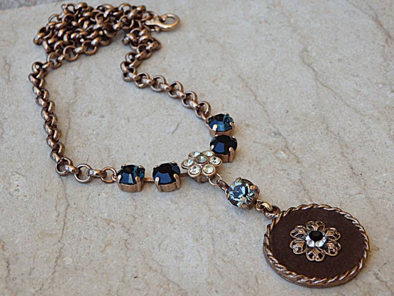 Rose Gold Leder Anhänger Halskette Schwarzer Kristall Brautschmuck von rebekajewelry