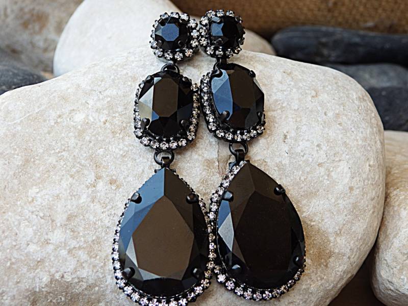 Schwarze Chandelier Ohrringe. Ohrringe, Statement Cocktail Ohrringe Abendohrringe. Lange Tropfenform Schwarze Chandelier Ohrringe. Ohrringe, Statement Cocktail Ohrringe Abendohrringe. Lange Tropfenform von rebekajewelry