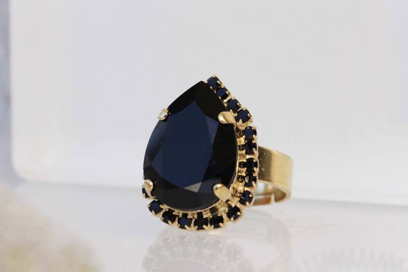 Schwarzer Steinring, Schwarzer Tropfenring, Abend-Cocktailring, Schwarz Und Goldring, Pave-Ring, Ring Für Frauen, Jet Schwarz von rebekajewelry