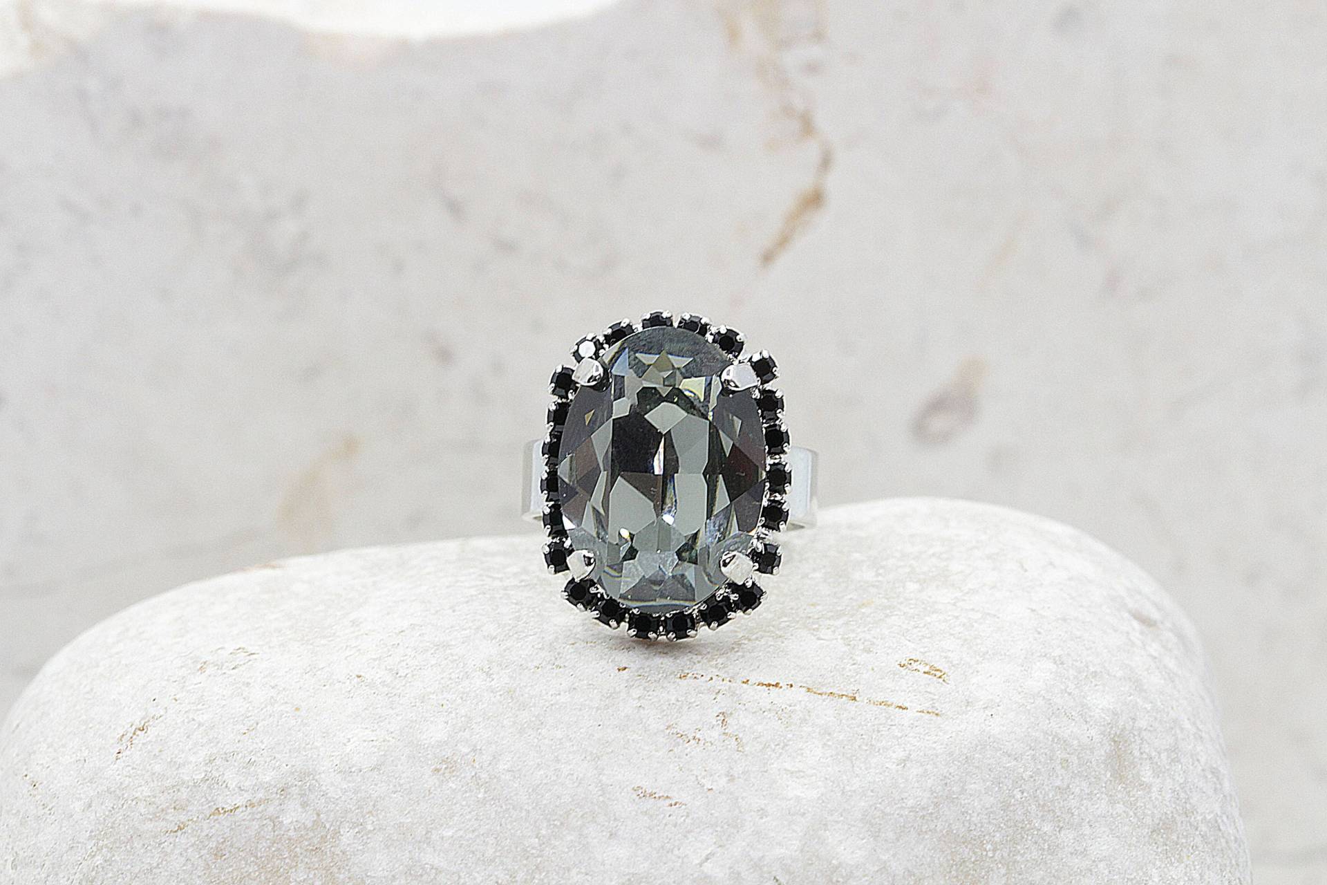 Silber Grauer Kristall Ring Verstellbarer Brautschmuck Silber Grauer Kristall Ring Verstellbarer Brautschmuck von rebekajewelry