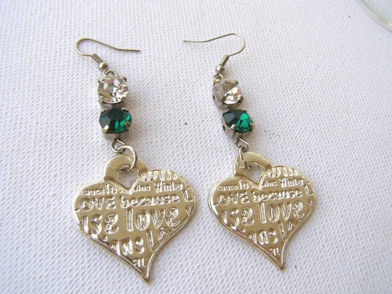 Silber Gravur Herz Ohrringe. Baumeln Grüne Stein Liebe Schmuck Geschenk Für Frau Frauen Baumelt von rebekajewelry