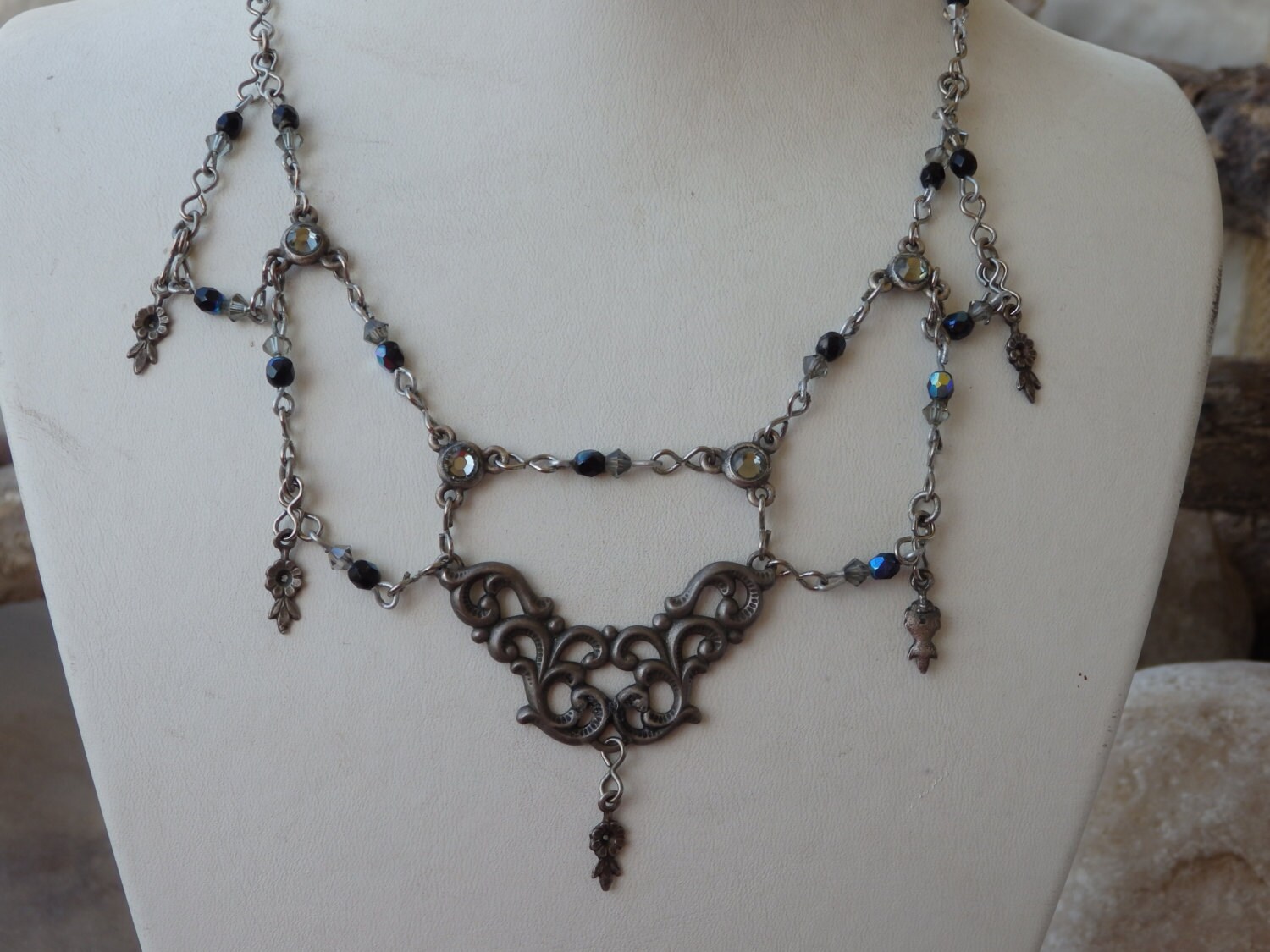 Silber Bib Halskette, Perlen Schwarze Schwarz Boho Halskette von rebekajewelry