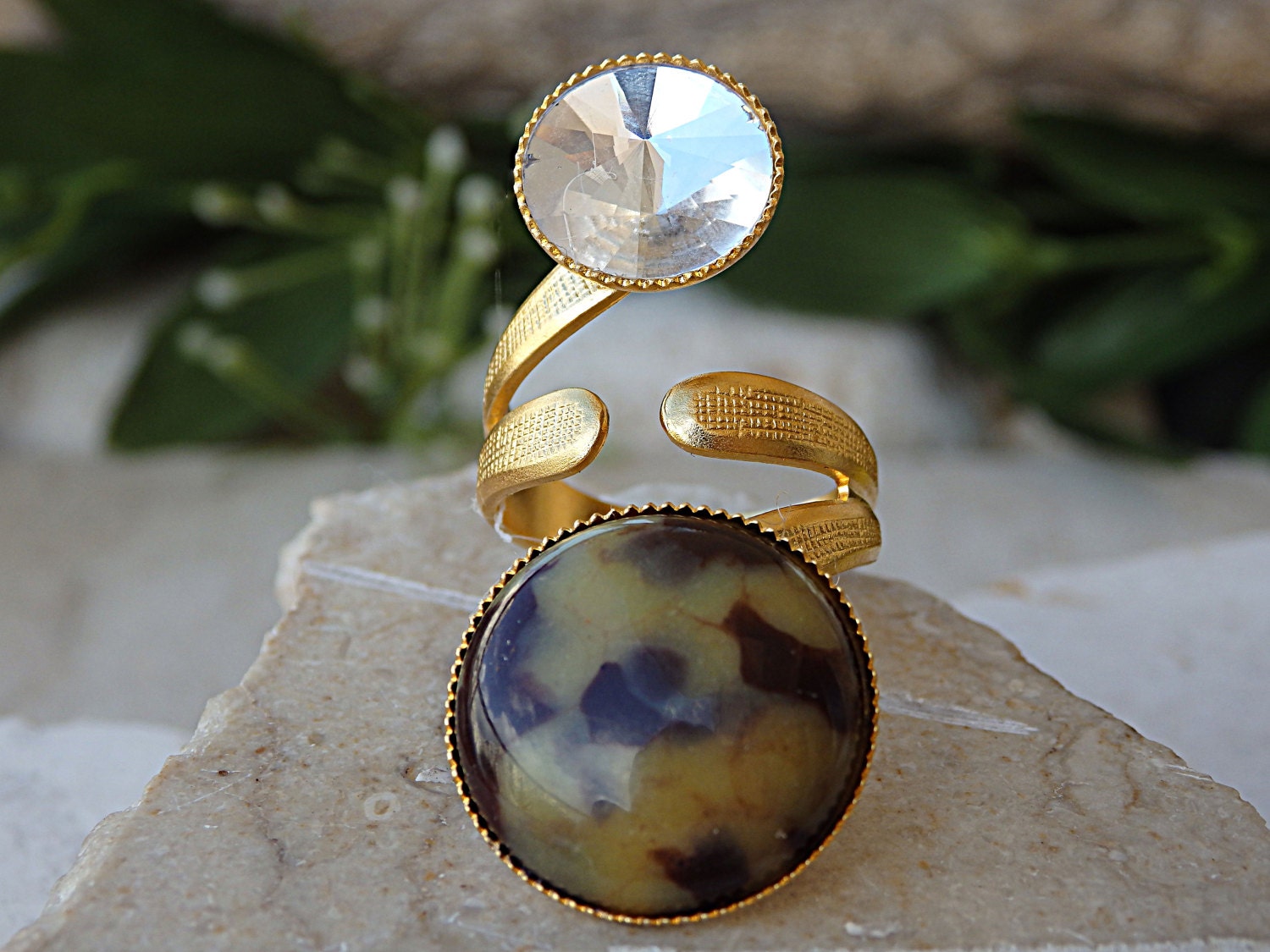 24K Vergoldeter Tigerauge Doppelstein Ring Boho Swirl Ring von rebekajewelry