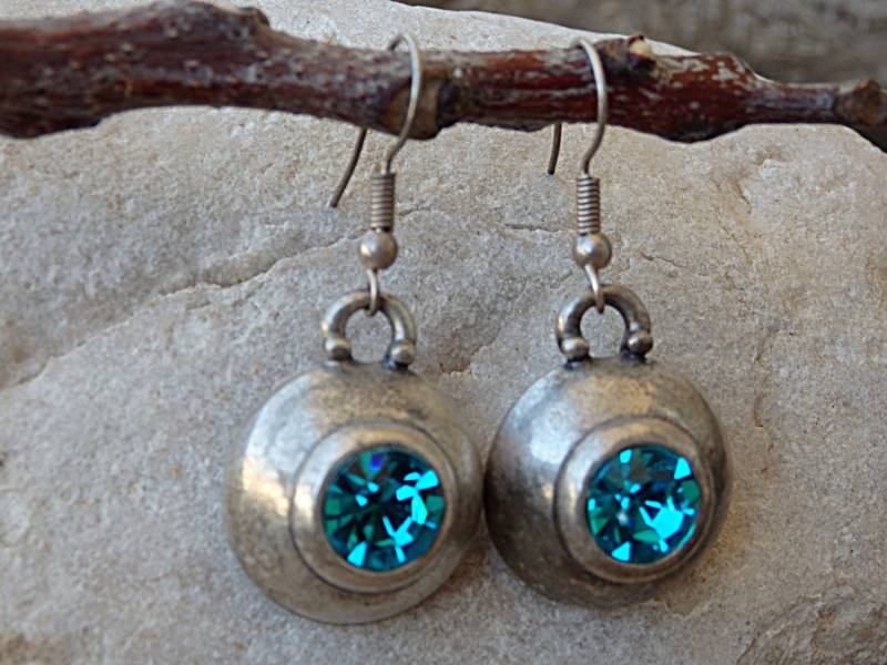 Türkis Strass Ohrringe, Oxidiertes Silber Überzogen, Halo Edelstein von rebekajewelry