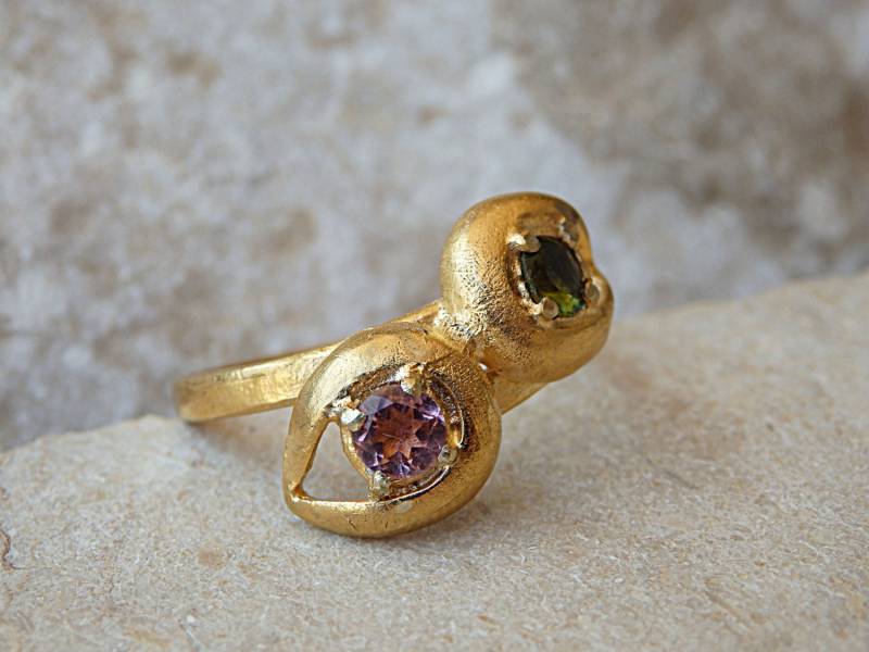 Turmalin Ring, Oktober Birthstone Rosa Doppel Edelstein Gold Ring Turmalin Ring, Oktober Birthstone Rosa Doppel Edelstein Gold Ring von rebekajewelry
