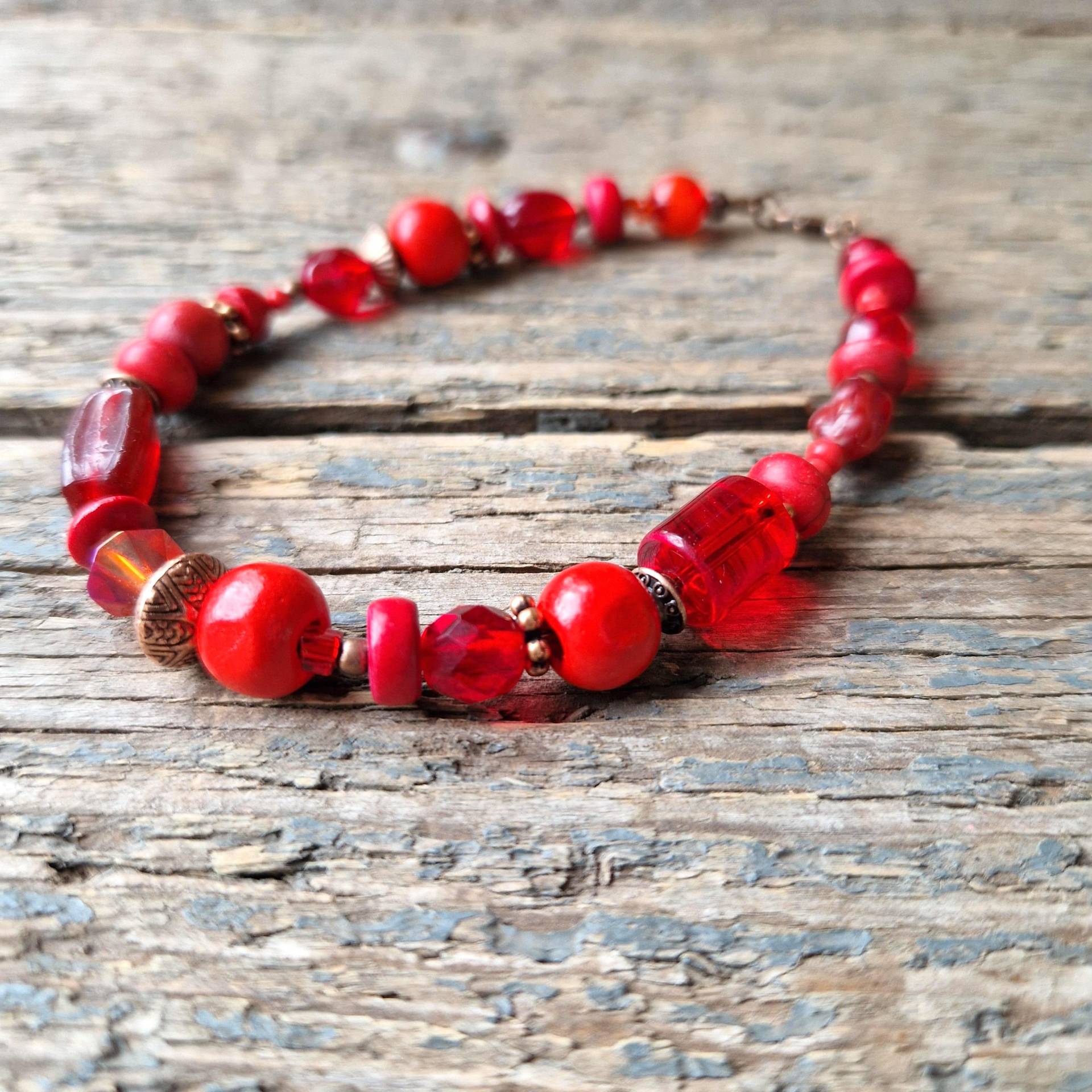 Rotes Perlen-Fußkettchen Handgemachtes Boho-Fußkettchen Rotes Perlen-Fußkettchen Handgemachtes Boho-Fußkettchen von reccabella