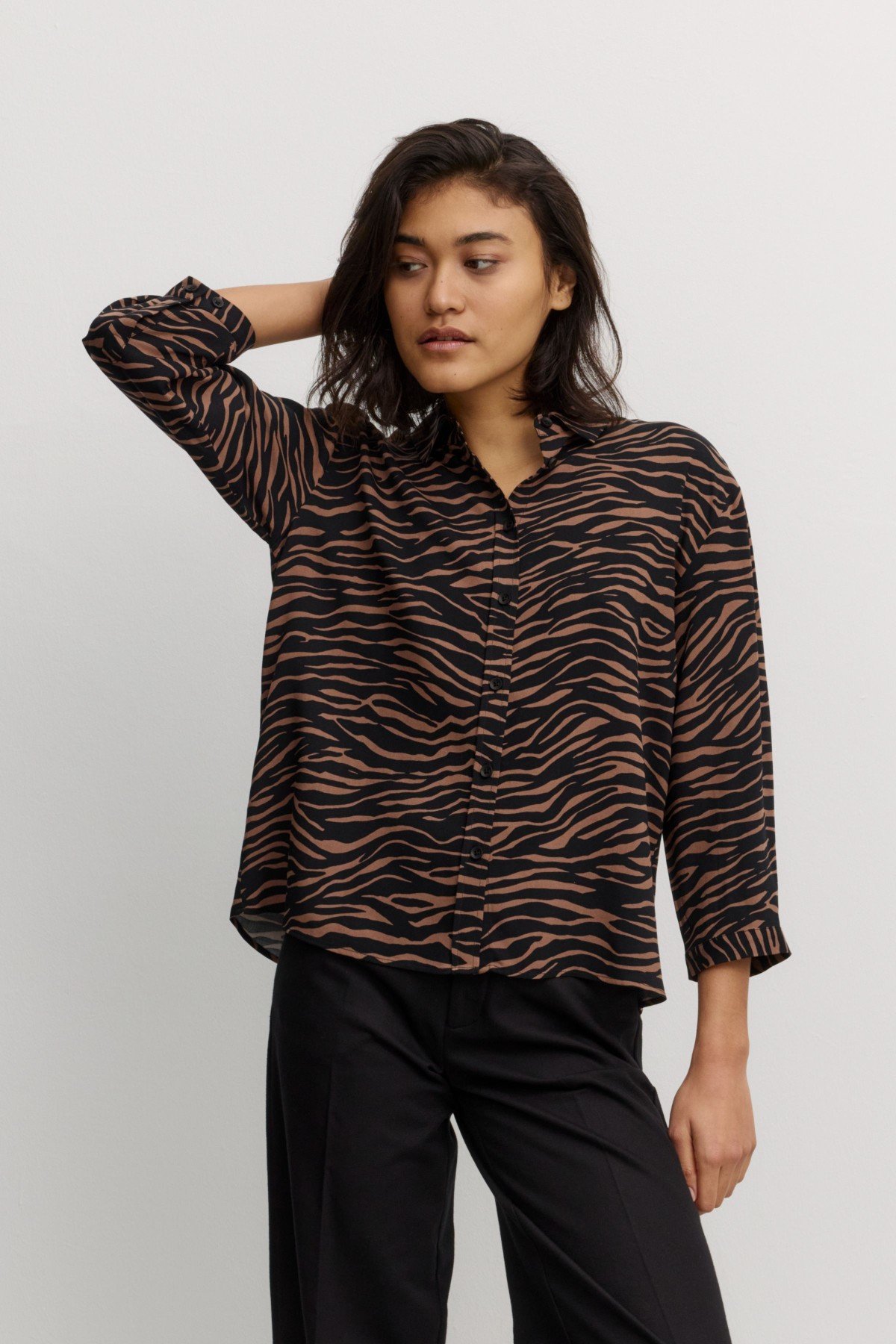 Bluse Cypress Zebra Braun von recolution