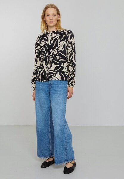 Damen Bluse aus LENZING ECOVERO - CARAMBOLA BOTANICAL - recolution von recolution