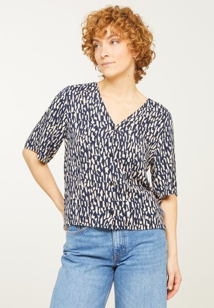 Damen Bluse aus LENZING ECOVERO | SPIREA SNIPPETS recolution von recolution