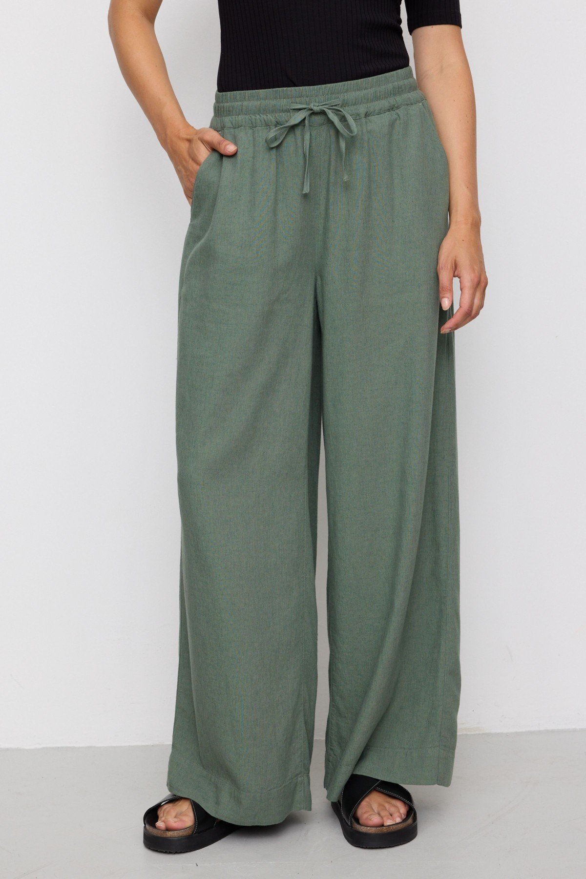 Hose Alisma von recolution