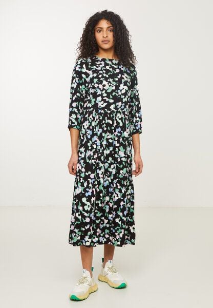Kleid aus LENZING ECOVERO| Dress PEA FLORALS recolution von recolution