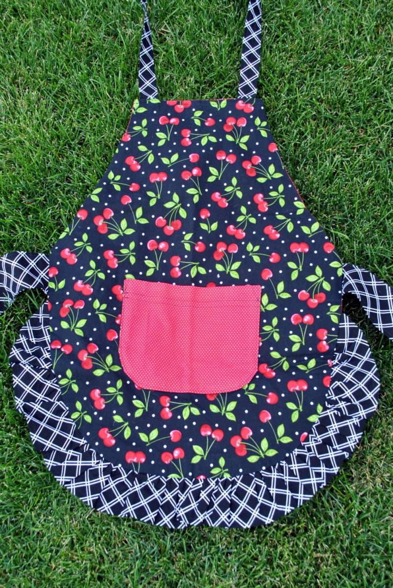 Verkauf Der Kirsche Print Reversible Kinderschürze von reddthreadds