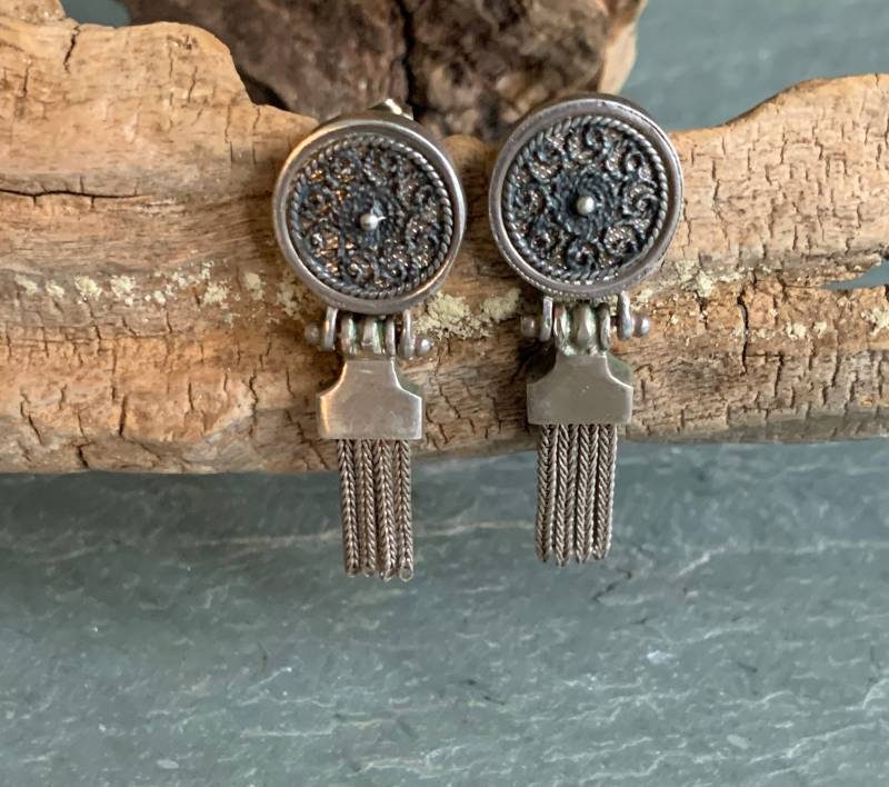Vintage Sterling Silber Klapp Ohrringe Mit Fransen Und Post Backs von redpineshop