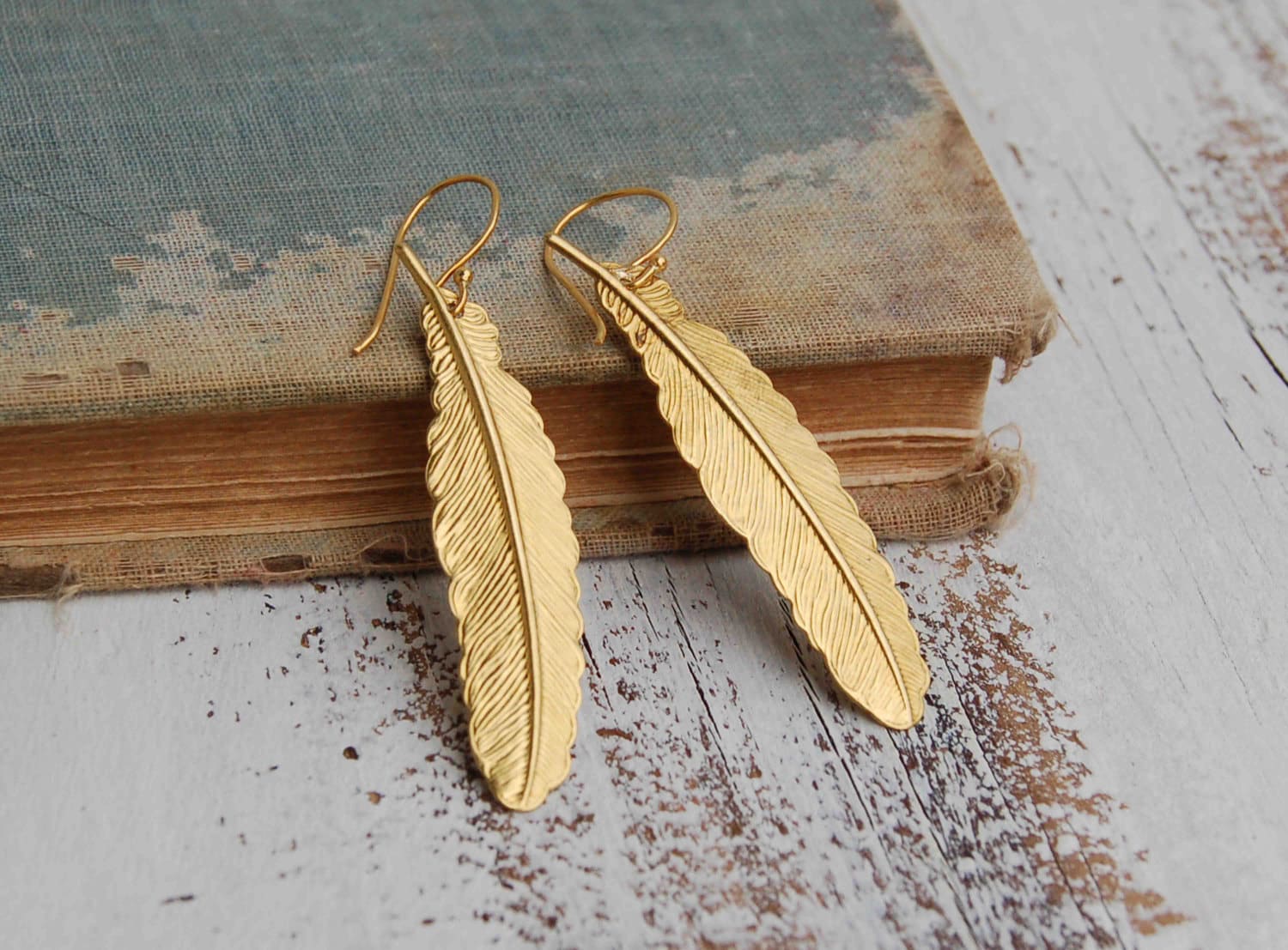 Gold Feder Ohrringe Wald Natur Vogel Herbst Boho von redtruckdesigns