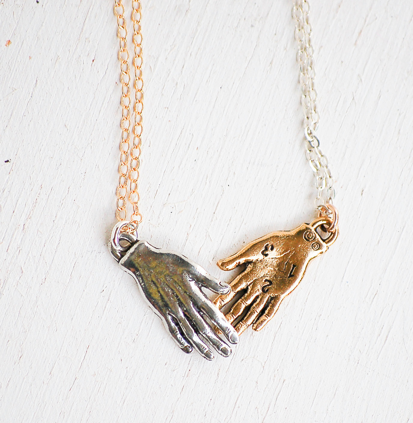 Hand Halskette Silber & Gold Wahrsagerin Charm von redtruckdesigns